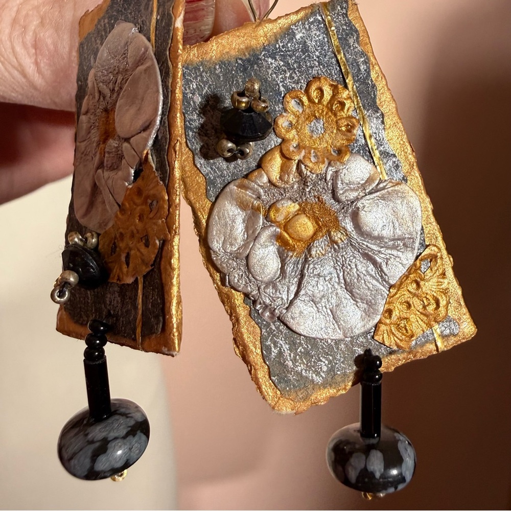 Vintage 90s Artisan Oversized gold black mixed media abstract flower earrings